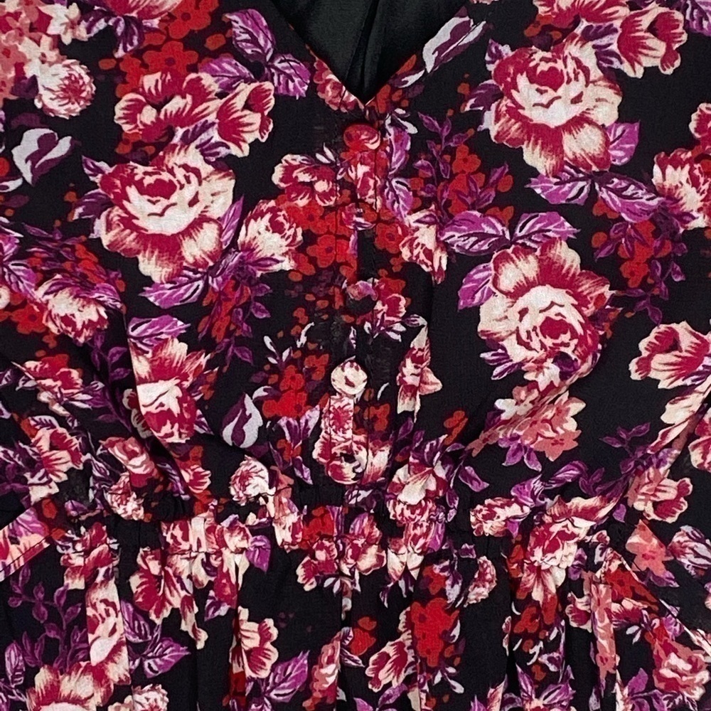 Isabel Maternity Floral Button Chiffon Blouse - Picture 2 of 4